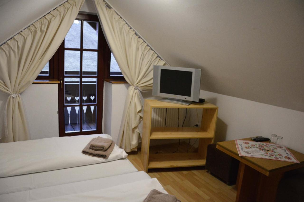 Penzion Dinda Stará ľubovňa Buitenkant foto