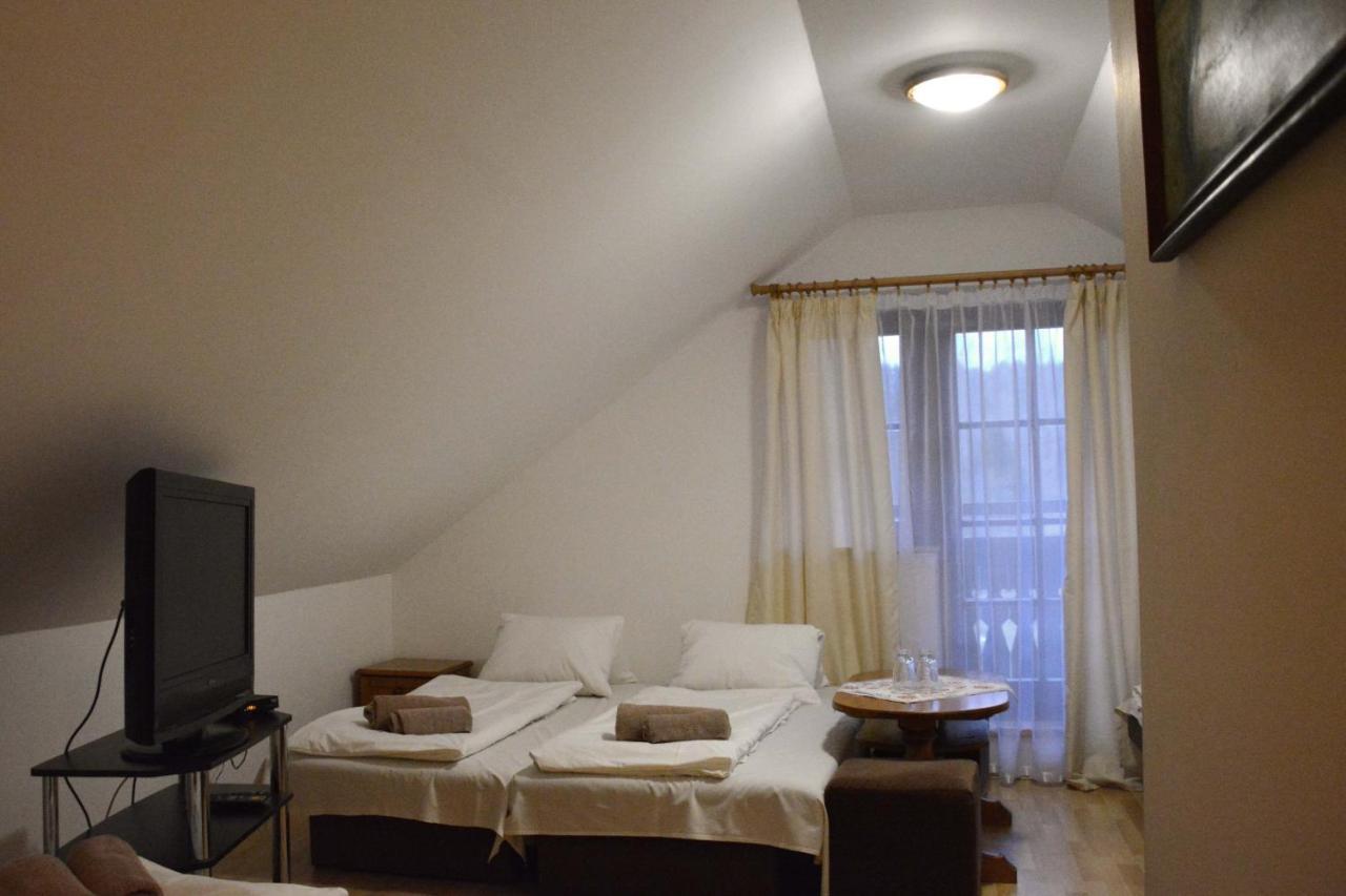 Penzion Dinda Stará ľubovňa Buitenkant foto